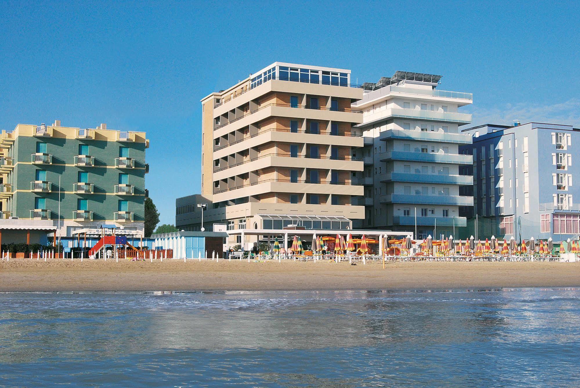 Hotel Delle Nazioni Pesaro Buitenkant foto